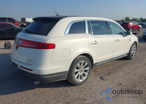 2014 Lincoln Mkt from USA, damaged, VIN 2LMHJ5AT5EBL51630